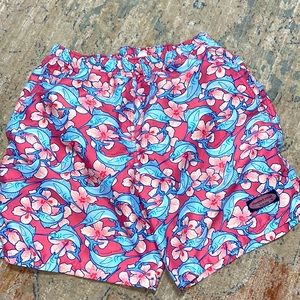 Men’s Vineyard Vines swim trunks medium swordfish